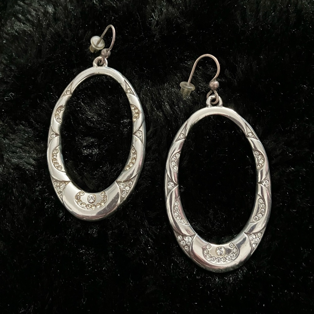 Brighton 💕 Beautiful Engraved Vintage Earrings with Sparkling Embedded Crystals - Picture 7 of 8